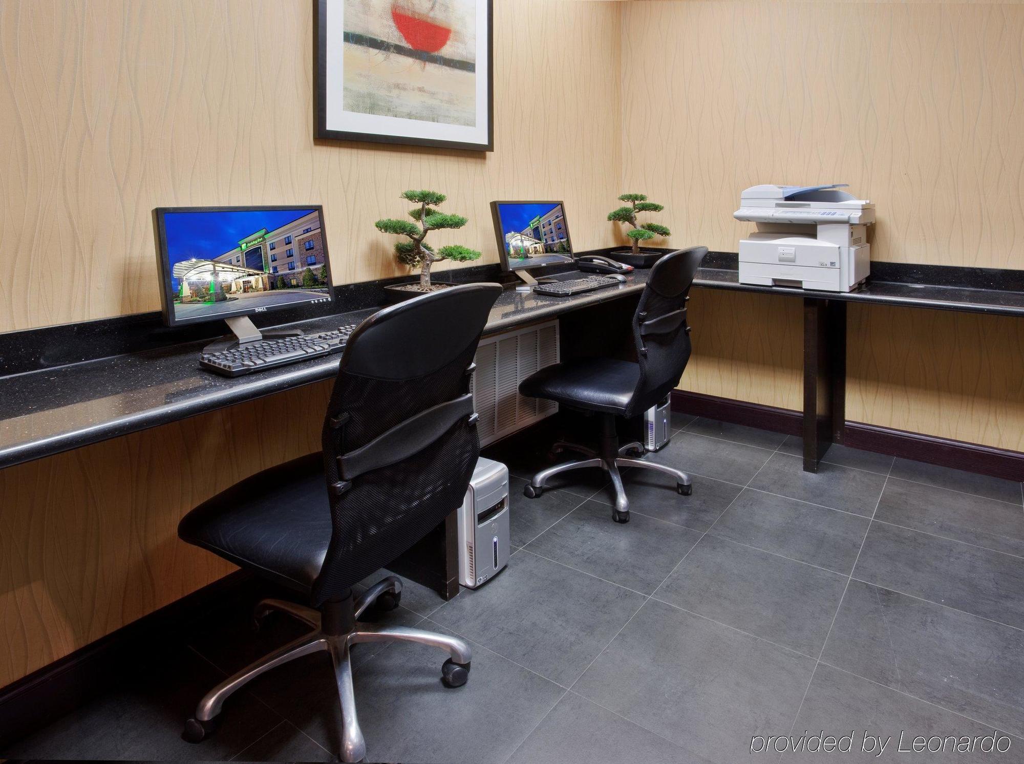 Holiday Inn Arlington Northeast By Ihg Экстерьер фото