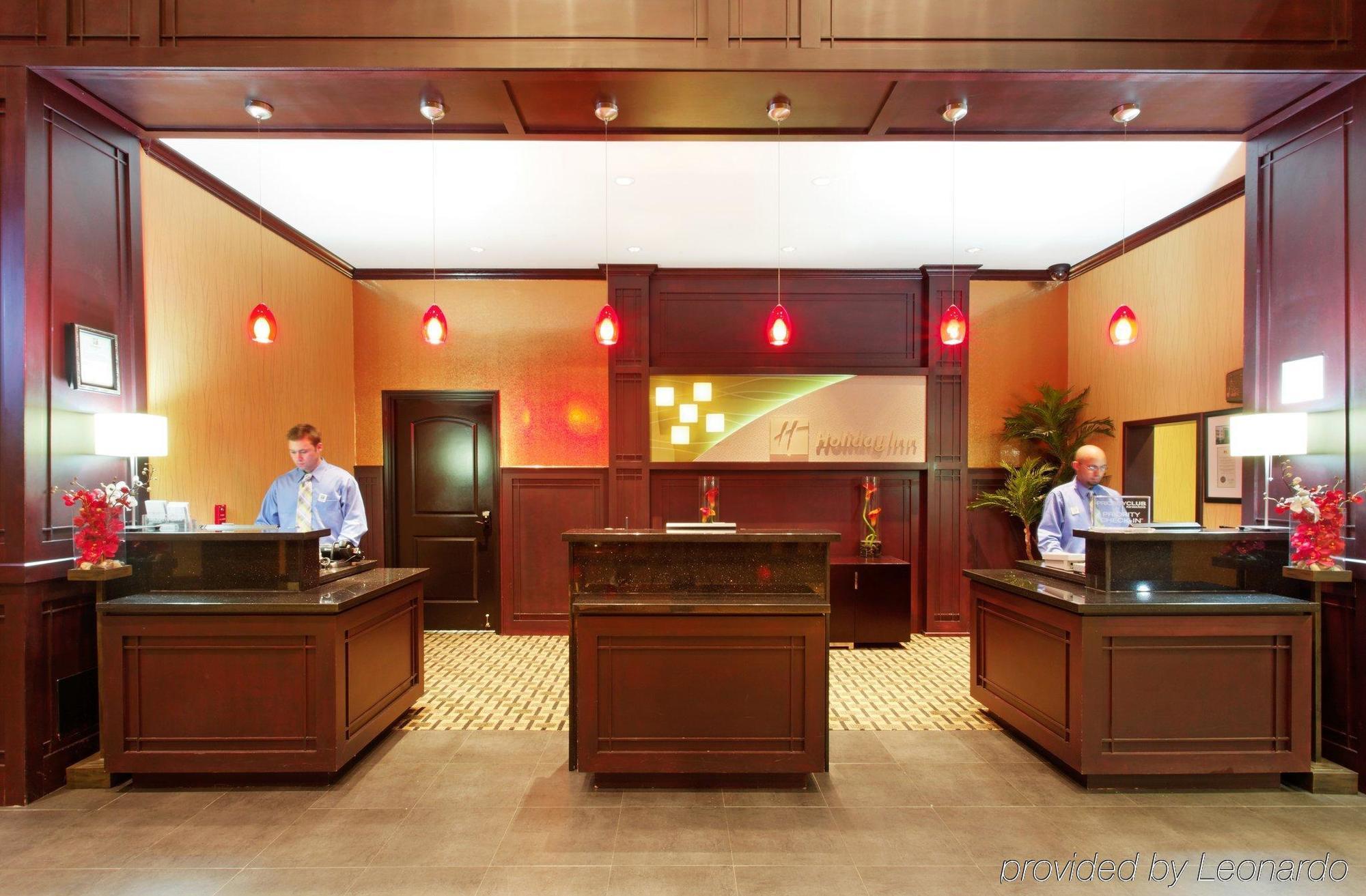 Holiday Inn Arlington Northeast By Ihg Интерьер фото