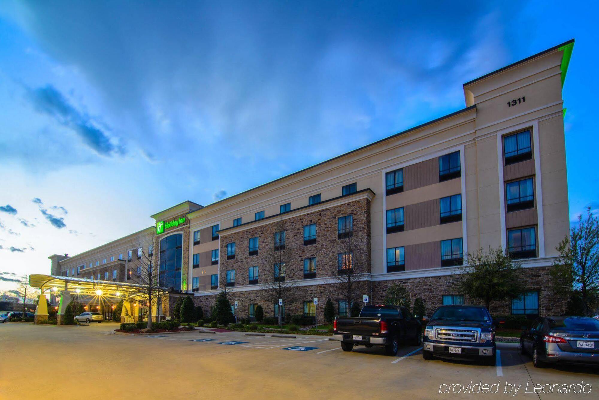 Holiday Inn Arlington Northeast By Ihg Экстерьер фото